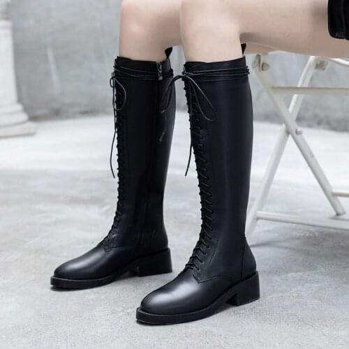 2020 New Arrival Black Genuine Leather Knee High Boots Women Shark Buckle Low Heel Motorcycle Long Boots Mujer Zapatos
