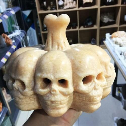 1pcs Natural topaz hand carved pumpkin skull statues carved crystal ornaments for Halloween home decoration gifts