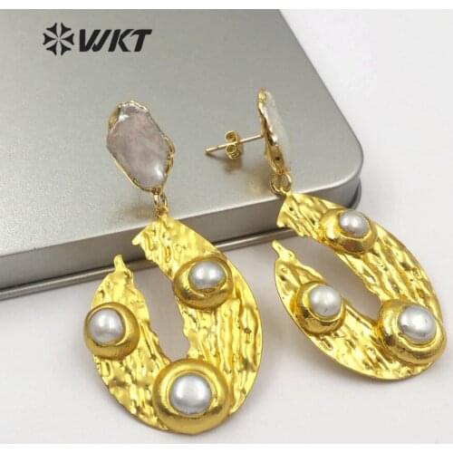 WT-E495 Gold Dipped Natural Freshwater Pearl Double Tiny Round Shape Pearl Inlay Earring Delicate Classic Pearl Women Earring
