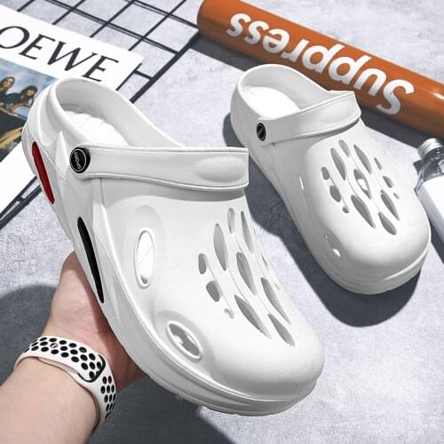Clogs Men Sandals Men Shoe Summer Fang Man Hoof Thongs Stamp Garden Beach Black Big Size Slippers for Mens Shoes Dropshipping