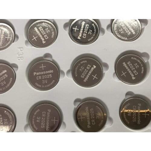 100pcs/lot Panasonic CR2025 3V Button Cell Coin Batteries For Watch Computer CR 2025 Panasonic Battery