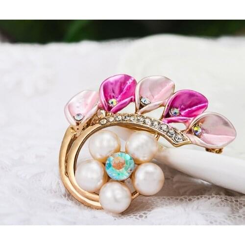 MZC New Women Pink Gold Flower Brooches Big Pearl Brooch Pin Borsches Broch Vintage Bijoux Femme Wedding Party Girl Jewelry Gift