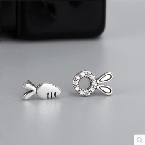 Daisies Real 925 Sterling Silver Rabbit & Carrot Lovely Asymmetric Stud Earrings Cute Clear CZ For Girls Fashion Wedding Jewelry