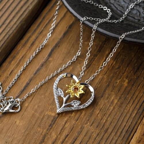 Fashion Sunflower Necklace Hollow Zircon Jewelry Heart Shape Pendant Women Girls Daisy Flower Charm Sunshine Birthday
