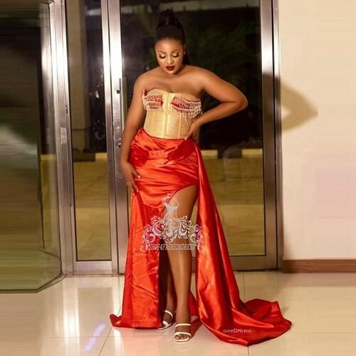 Sexy High Split Mermaid Prom Gowns Charming Strapless Tassel Long Prom Dresses Formal Event Dress Robe De Soiree