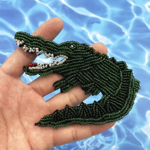 Green Crocodile Embroidery Beads Patches for Clothes Rhinestones Animals Patches DIY sew on Embroidery Appliques