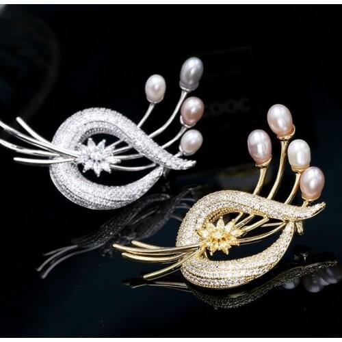 Okily Gorgeous Natural Freshwater Pearl Brooches Pins Banquet Clothes Scarf Fashion Brooch Jewelry Accessories for Women Gift