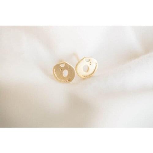 WJZB 10PCS/lot Fashion cute punk smile skull earring for women