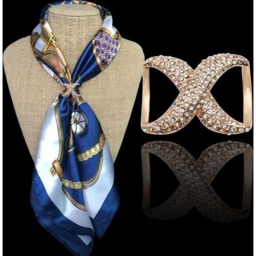 Hot New Women Shawl Ring Clip Scarves Fastener Crystal Silk Scarf Buckle Brooch Wedding Fashion Jewelry Female Classic Gift