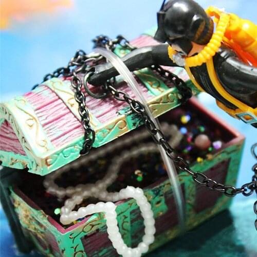 1pcs New Unique Design Treasure Hunter Diver Action Figure Fish Tank Ornament Landscape Aquarium Decoration Accessories 2