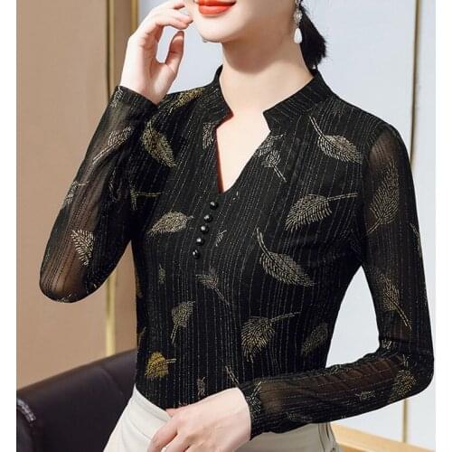 2021 New Spring Womens Tops Fashion Feather Print Base T-Shirt Long Sleeve Mesh Black V-Neck Women Tees Plus Size Blusas