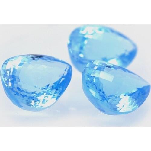 116,39 ct Topaz Pear Cut with Chessboard