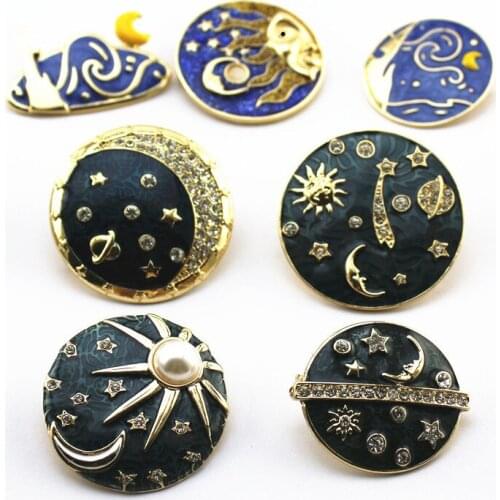 New retro style enamel god of the sun starry sky clouds galaxy fashion personality brooch