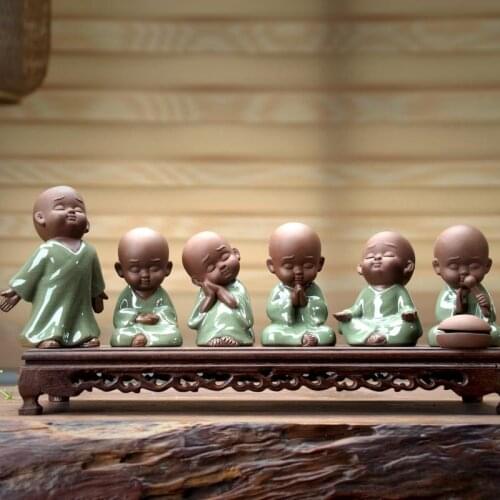 Ceramic creative Home Furnishing desktop decoration cute little monk monk Buddha sitting room office decoration craft gift