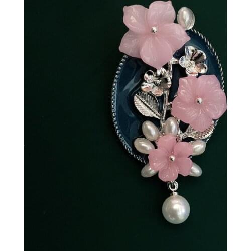 Muylinda Fashion Pink Plum Blossoms Brooches Flower with Pearl Brooch Pin Womens Pearl Flower Brooch & Pin for Girls Clothes