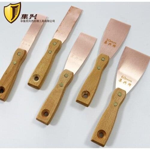Red Copper Non sparking Putty Knife with wooden handle, Safety Construction Hand Tool for Cleaning