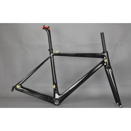 2019 Light Carbon hot sale 700C road bike super light carbon frame BSA racing frame+fork+seat post+clamp fm686 glossy finish