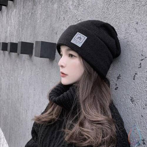 K231 Womens hat Autumn And Winter Hat Fashion Wild Warm Bubble Hat Knitted Hat Winter Tide Woolen Hat Hat With Earflaps Warm