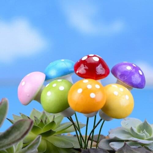8 Pcs/lot Mini Mushroom House 2cm Color Cute Mini Mushroom Decoration Fairy Decor For Home Decor Miniature Garden