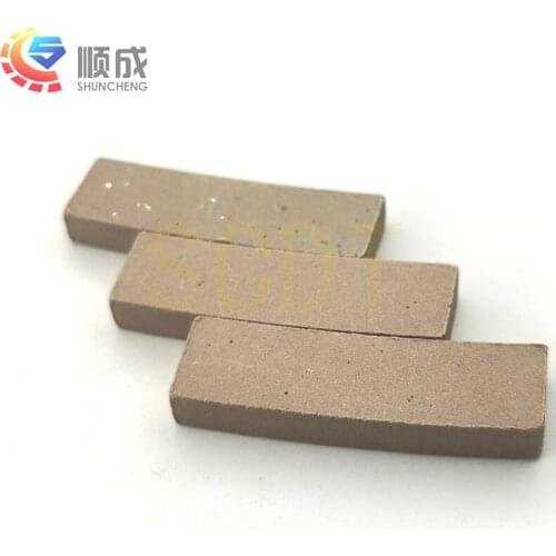 Shuncheng Widely Use 40*5*12mm Segment Diamond Tools Marble Cutting For D450mm