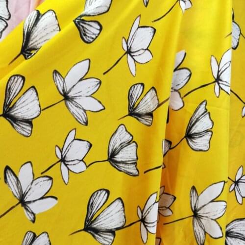 New Leaf Printed Silk Simulation Fabric Shirts Scarf Pajamas Dress Is Not Transparent with Satin Fabric