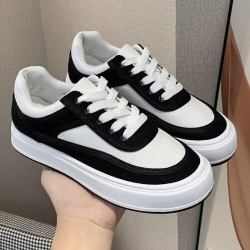 Womens Classic White Shoes Casual Flat Shoes Fashion Canvas Shoe 2021 Autumn Outdoor Breathable Female Shoe Sapatos Femininos