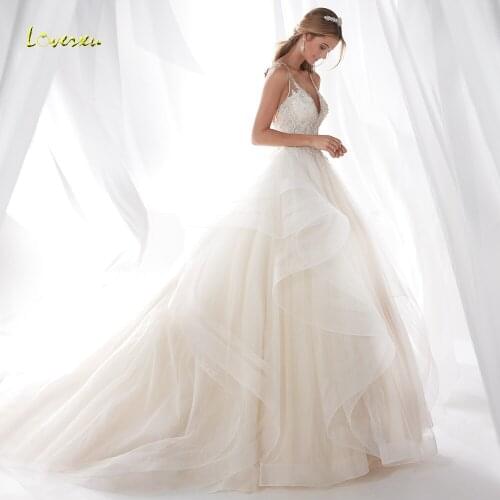 Loverxu Sexy Backless V Neck Ruffles A Line Wedding Dress 2021 Luxury Appliques Beaded Spaghetti Straps Vintage Bridal Gowns