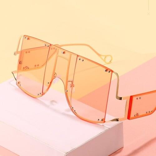 Fashion Square Sunglasses Women New Oversized Mirror Men Shades Glasses Luxury Brand Metal Rivet Trend Unique Female Eyewear