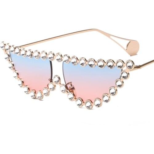 2019 New Luxury Ladies Cat Eye Sunglasses Pearl Designer Women Fashion Sun Glasses Classy Cateye Shades