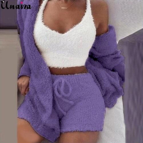 Unaiza Woman's Sport Customs