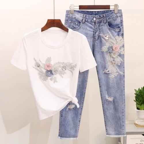 Amolapha 2018 Women Beading 3D Flower 2 Pieces Jeans Sets Woman Embroidery Tshirts+Jeans Pants Clothing Suits