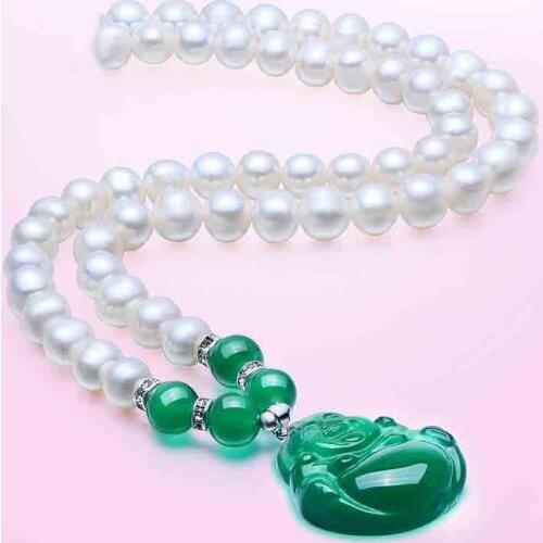 Carefully designed freshwater pearl necklace green chalcedony buddha pendant birthday gift