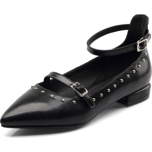 Low documentary shoes the new 2018 chun xia joker rivet light pointed mouth buckle with 40-43 yards shoes 1843