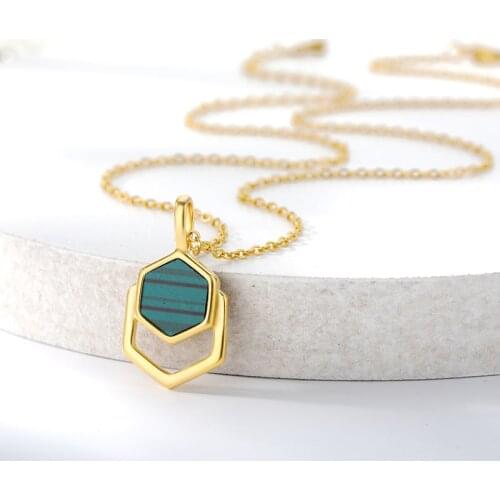 Green Texture Malachite Necklaces For Women Gold Stainless Steel Chain Hexagonal Retro Pendant Choker Necklace Vintage Jewelry