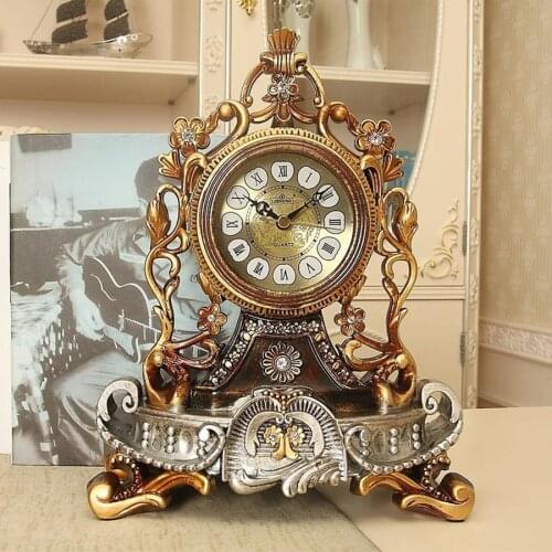 Luxury Resin Retro Table Clock Living Room Bedroom Desk Clocks Vintage Home Decor Table Watch Mute Quartz Desk Watch Gift