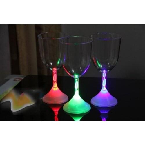 LED Flash Wine Glass Cup Colorful Changed Glow Goblet Cups For Bar Wedding Christmas Party Table Ornaments Decorations