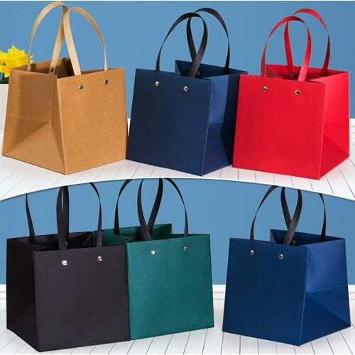 Portable Waterproof Paper Handy Gift Bag Flower Box Kraft Handbag Wedding Rose Party Gift Box Packaging For Candy Cake Birthday