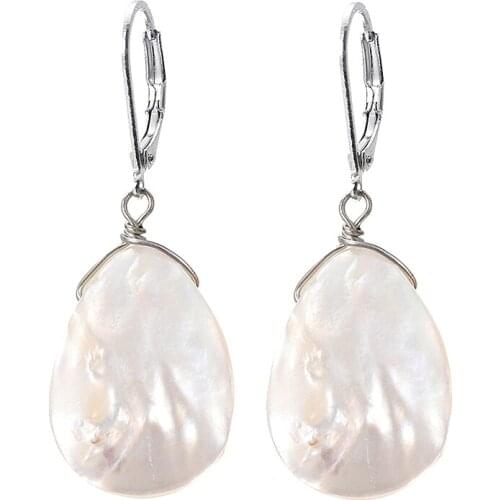 White Shell Dangle Earrings Female Bohemia Silver Color Shell Drop Earring Exquisite Lady Banquet Earring Gifts Oorbellen