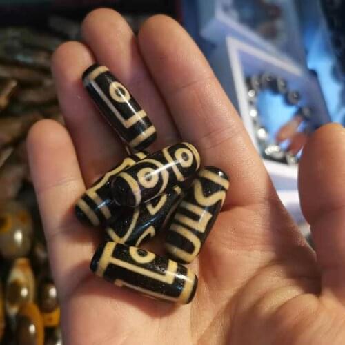 Precious high classical ivory yellow horseshoe pattern Tibetan old dzi agate eyes variety totems weathered wholesale 2pcs/lot