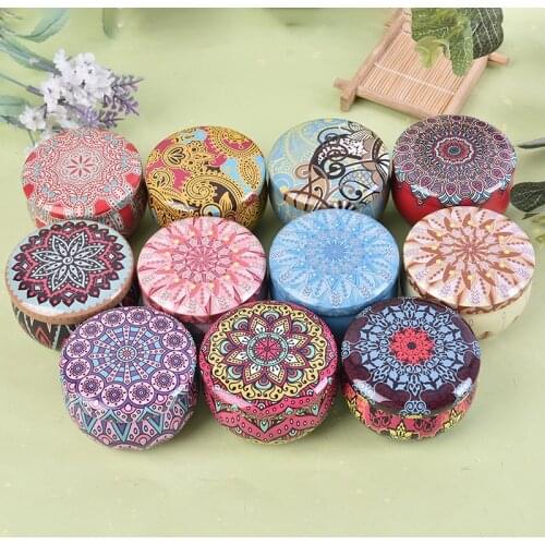 Scented candles with flowers Tin Can Fragrance Handmade Scented Candle Natural Soy Wax Home Decoration