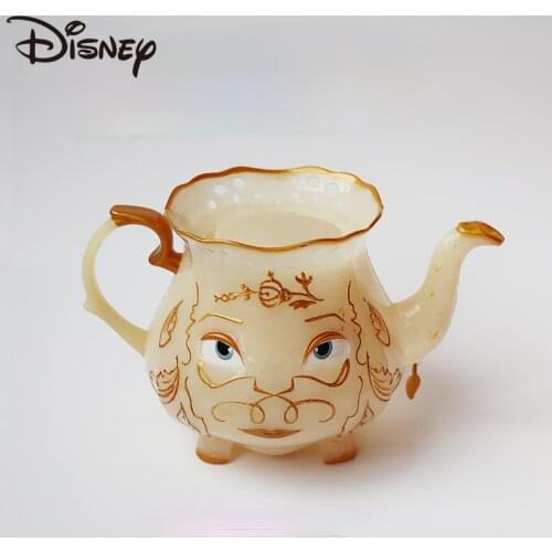 Disney toy set A magical pen holder Staring into his eyes And wherever you look He'll always be staring at your friend Careful
