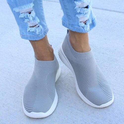 Women Casual Shoes Flat Sock Sneakers Women Breathable Women Vulcanized Shoes Slip On Walking Female Shoes Zapatos De Mujer