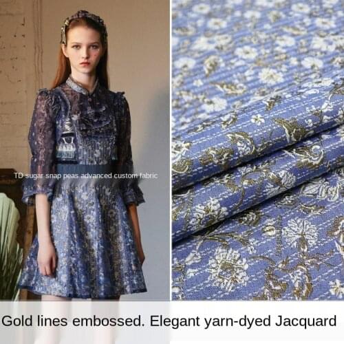 Elegant gold silk three-dimensional embossed flower yarn-dyed jacquard fabric, sewing fabric factory shop is not out of stock