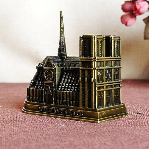 Vintage Metal Cathedrale Notre Dame De Paris Model Paris Notre Dame Building Figurine Home Desktop Office Decor Drop Shipping