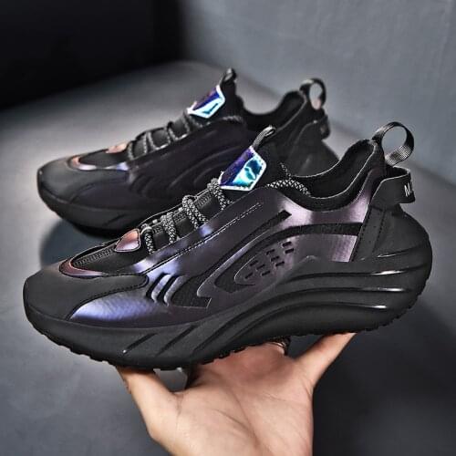 New Brand Mens Black Sneakers Outdoor Reflective Sports Shoes For Men Casual Sneakers Breathable Platform Luxury Man Sneakers