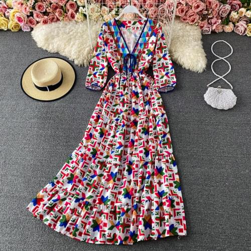 2021 Summer New Bohemian Ethnic Style Retro Printing Travel Vacation Loose Fashion V-Neck Dress Beach Women Clothing Robes zh818