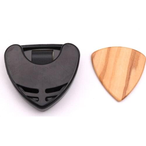 Acoustic Guitar 2x Pick Plectrum W/Holder Heart Shaped For Guitar Lovers