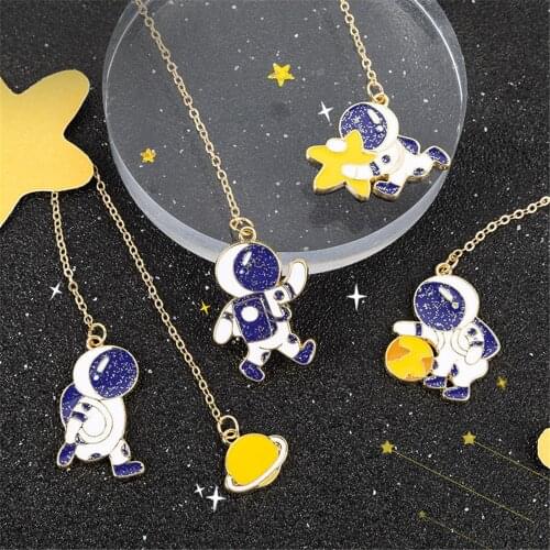 1pc Cute Cartoon Astronaut Metal Chain Bookmark Mark Handbook Book Daily Decoration Pendant Stationery Gift Book Marks