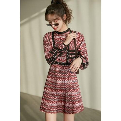 New Design Sense High Waist Printed Dress Women Lantern Sleeve Vintage Striped Pleated Chiffon Dress Spring Autumn 2021