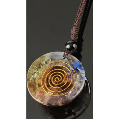 Ammonite Fossils Pendant Necklace Circle Shape Resin Healing 7 Chakra Crystal Chip Stones Pendant Jewelry Gift Unisex